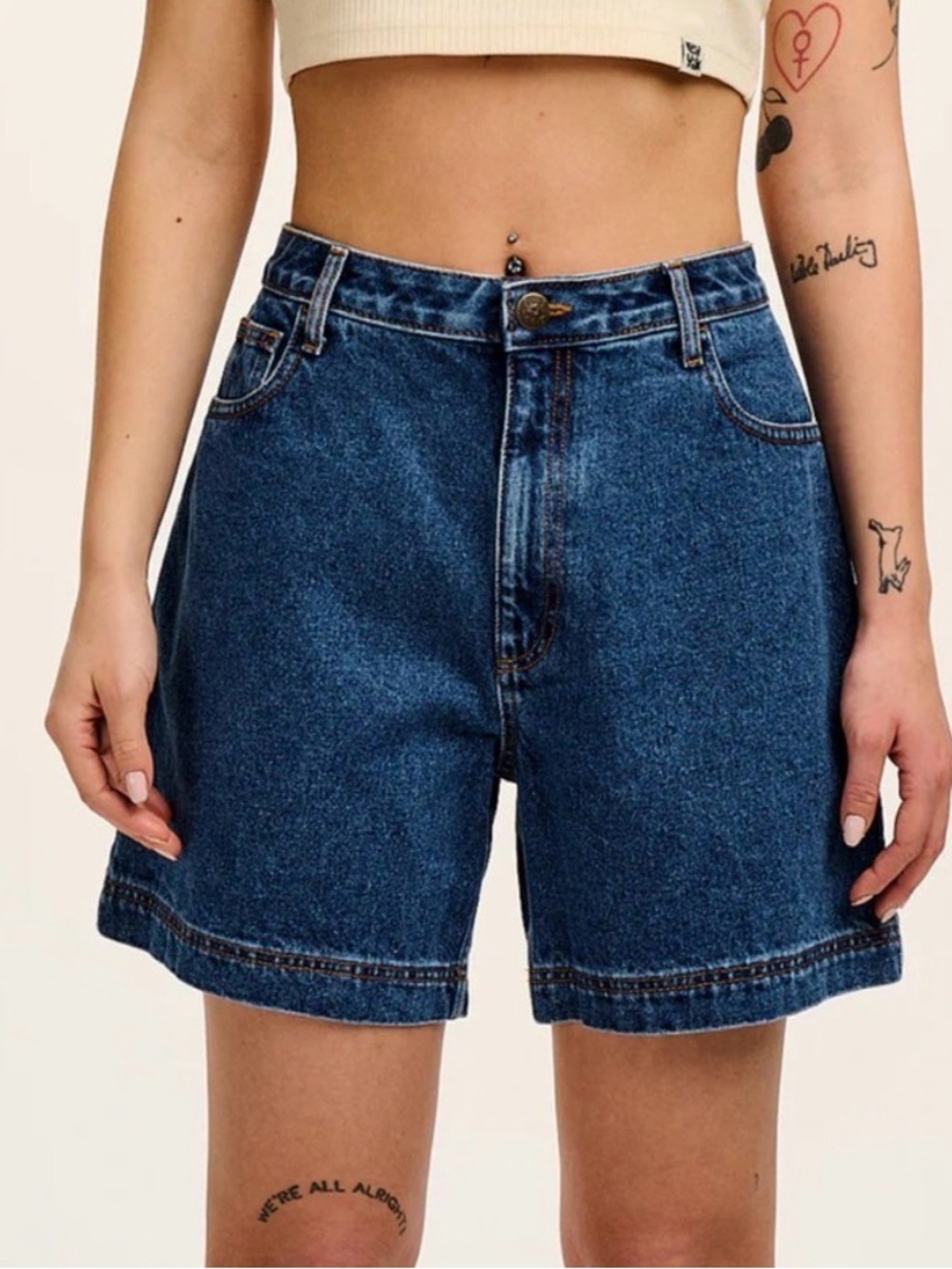 NWOT Lucy & Yak Lexi High Waist Denim Shorts Mid Wash Blue Size 32